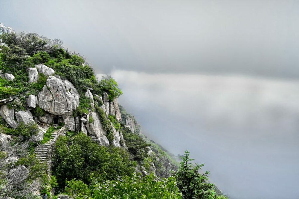 Гора Тай / Тайшань (Tai'an, Китай) Гора Тай / Тайшань (Tai'an, Китай)