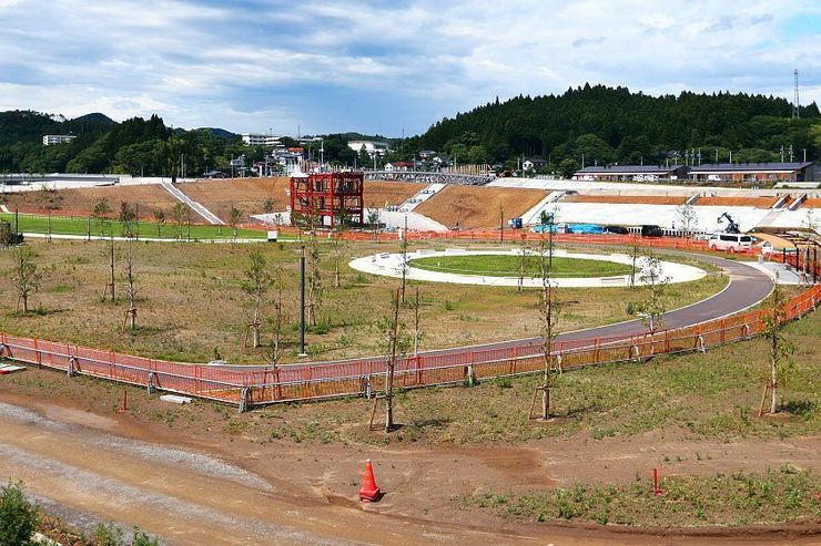 Мемориальный парк Минамисанрику вокруг бывшего Центра управления кризисами