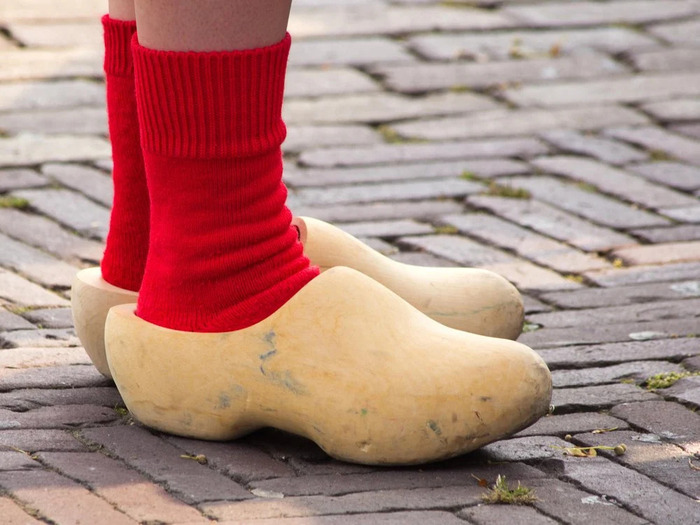 Обувь в качестве сувенира: голландские кломпы